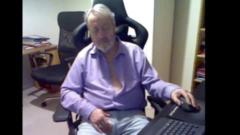 erasmus_d online show from 02.06.26