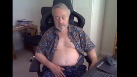 Snapshot of erasmus_d chatting on 06.21.26 erasmus_d online show from 06.21.26