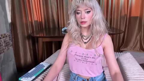 Snapshot of erectioneeering chatting on 03.29.26 Alissa online show from 03.29.26