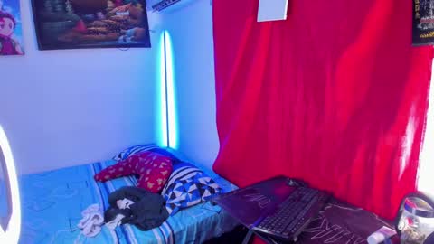 Tht BOSS Eren online show from 01.08.25