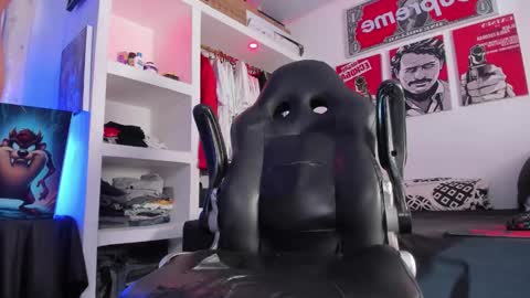 Tht BOSS Eren online show from 11.16.25