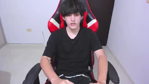 Snapshot of eren_tatakae chatting on 02.16.26 eren_tatakae online show from 02.16.26