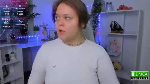 Snapshot of erica_love_ chatting on 11.16.25 erica_love_ online show from 11.16.25