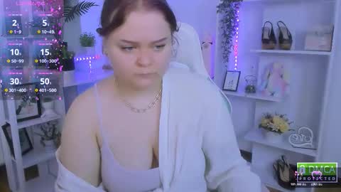 erica_love_ online show from 12.18.25