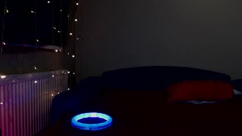 Snapshot of erica_mayer chatting on 03.11.25 Erica online show from 03.11.25