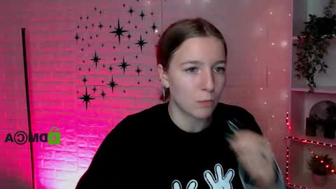 Snapshot of erica_murray chatting on 11.26.25 erica_murray online show from 11.26.25