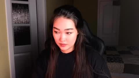 Erica Wayne online show from 02.14.25