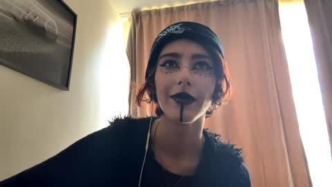 Olivia online show from 04.08.26