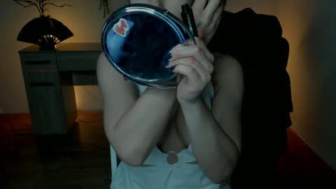 EricaPowers online show from 12.04.24