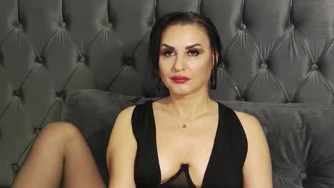 Erica online show from 12.15.24