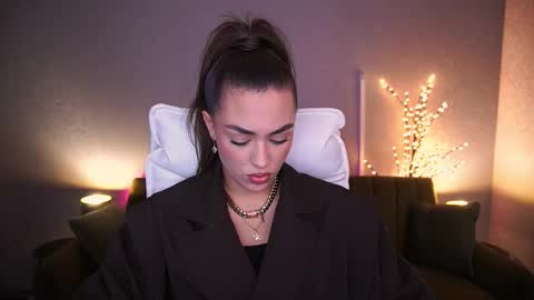 Erica online show from 09.24.25