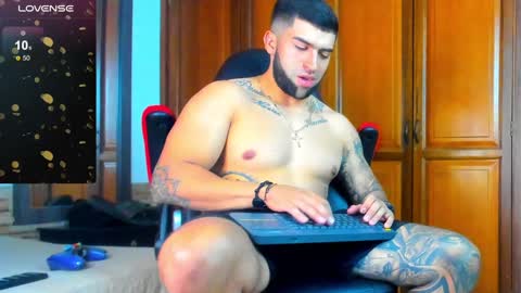 Snapshot of erick_blake_ chatting on 12.27.24 my online show from 12.27.24