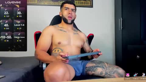 Snapshot of erick_blake_ chatting on 02.28.25 my online show from 02.28.25