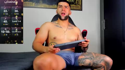 Snapshot of erick_blake_ chatting on 03.08.25 my online show from 03.08.25