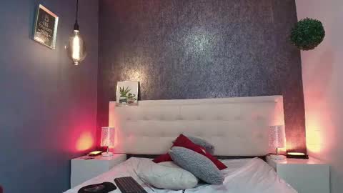   online show from 03.12.25