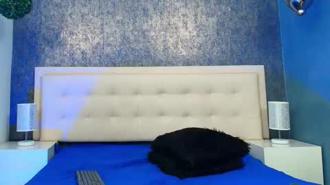   online show from 09.24.25