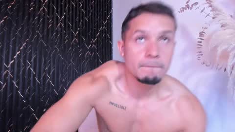 Snapshot of erickdowell chatting on 12.17.24 Erick online show from 12.17.24