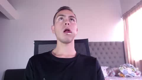 Snapshot of erik_rodriguez chatting on 02.15.26 Erik rodriguez online show from 02.15.26