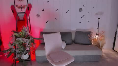 Snapshot of erika_kim chatting on 10.26.25 erika_kim online show from 10.26.25