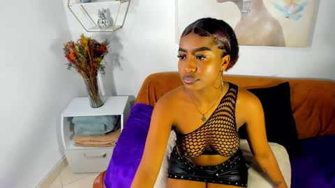 E R I K A  - L  Y R I C S online show from 03.29.26