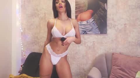 Erikabeee online show from 01.24.25