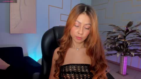 Erika Benz online show from 01.21.25