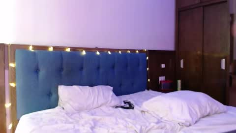 Erik  Bruce online show from 10.09.25