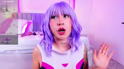 Snapshot of eriklein chatting on 02.13.25 Eri online show from 02.13.25