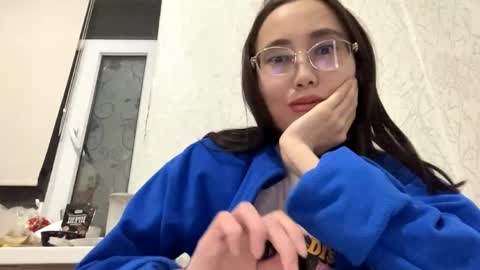 Snapshot of erinnthurmond chatting on 05.24.26 Luna online show from 05.24.26