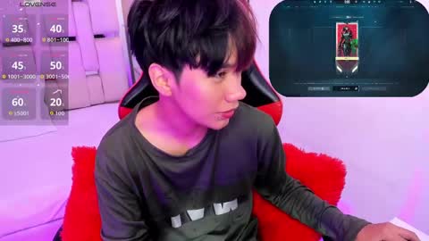 Snapshot of eriol__ chatting on 10.08.25 Eriol online show from 10.08.25