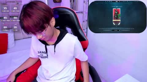 Snapshot of eriol__ chatting on 10.09.25 Eriol online show from 10.09.25