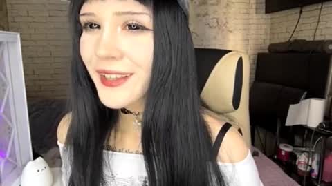 Nina online show from 02.12.26