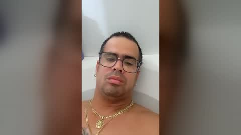 Snapshot of ernesto5y7 chatting on 07.20.26 ernesto5y7 online show from 07.20.26