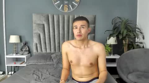 Snapshot of eros_mancini chatting on 10.13.25 Eros Mancini online show from 10.13.25