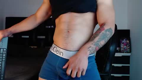 Snapshot of erosscott chatting on 07.08.26 Eros online show from 07.08.26