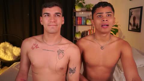 Snapshot of eroswild_ chatting on 09.30.25 Eros Wild online show from 09.30.25