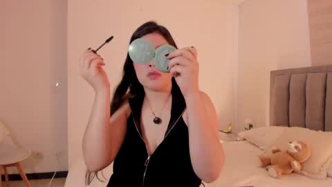 Karen online show from 05.26.26