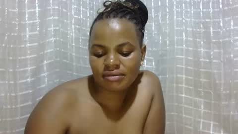 Snapshot of erotic_ebony56 chatting on 06.12.26 erotic_ebony56 online show from 06.12.26