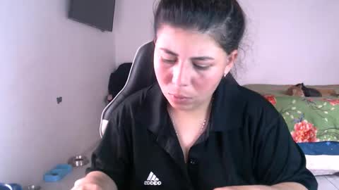 Snapshot of erotic_katia chatting on 05.01.26 Sara online show from 05.01.26