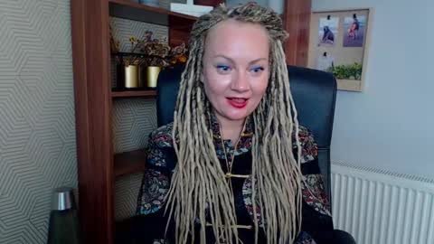 Snapshot of erotic_kaya chatting on 11.27.25 KAYA online show from 11.27.25