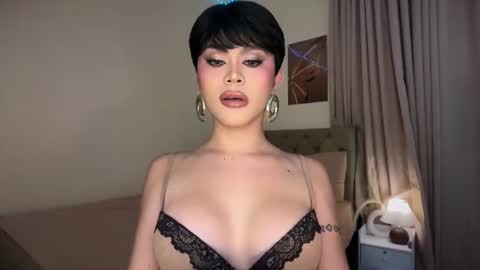 Snapshot of erotictsmonica chatting on 07.28.26 monica online show from 07.28.26