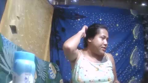 Snapshot of ervanamorge chatting on 10.12.25 Ervana online show from 10.12.25