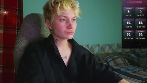 esajukyy online show from 12.14.24