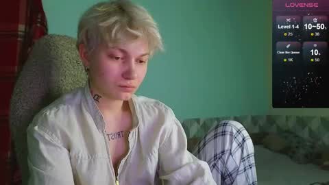 esajukyy online show from 12.30.24