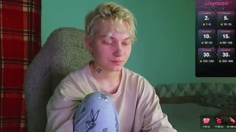 esajukyy online show from 01.11.25