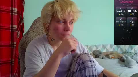 esajukyy online show from 02.15.25