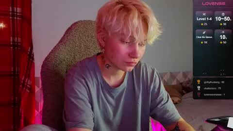 esajukyy online show from 02.28.25