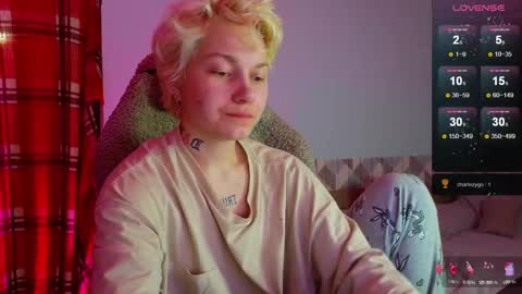 esajukyy online show from 03.09.25