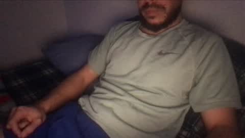 Snapshot of esc0o chatting on 02.01.25 hereforagoodtimenotalongtime online show from 02.01.25