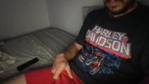 Snapshot of esc0o chatting on 04.22.26 hereforagoodtimenotalongtime online show from 04.22.26